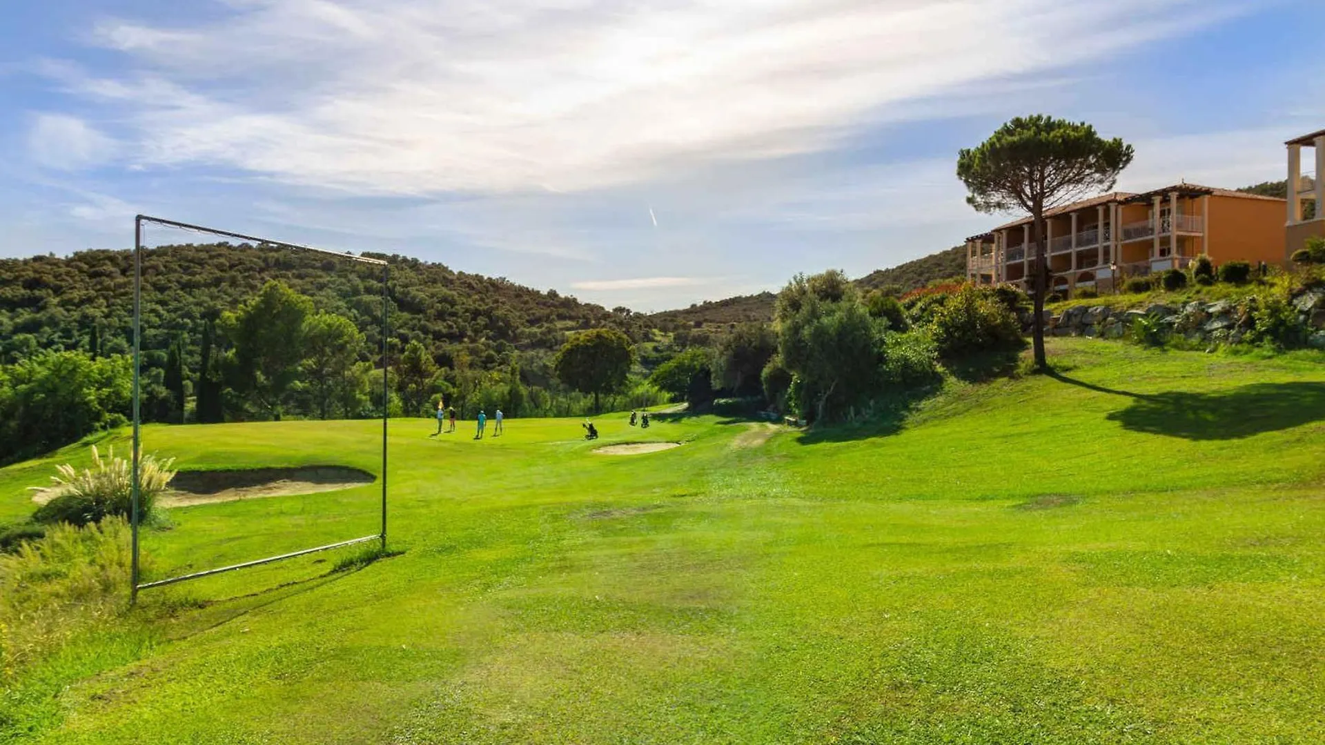 شقة Appartement 3 Pieces Avec Terrasse, Piscine Et Parking A Saint-Raphael - Fr-1-504-606 فرنسا
